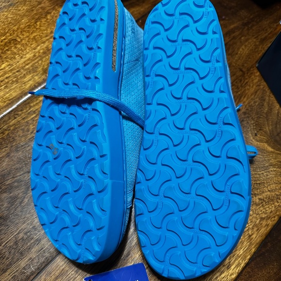 Birkenstock Bend Low Suede Shoes in Sky Blue - Picture 5 of 6